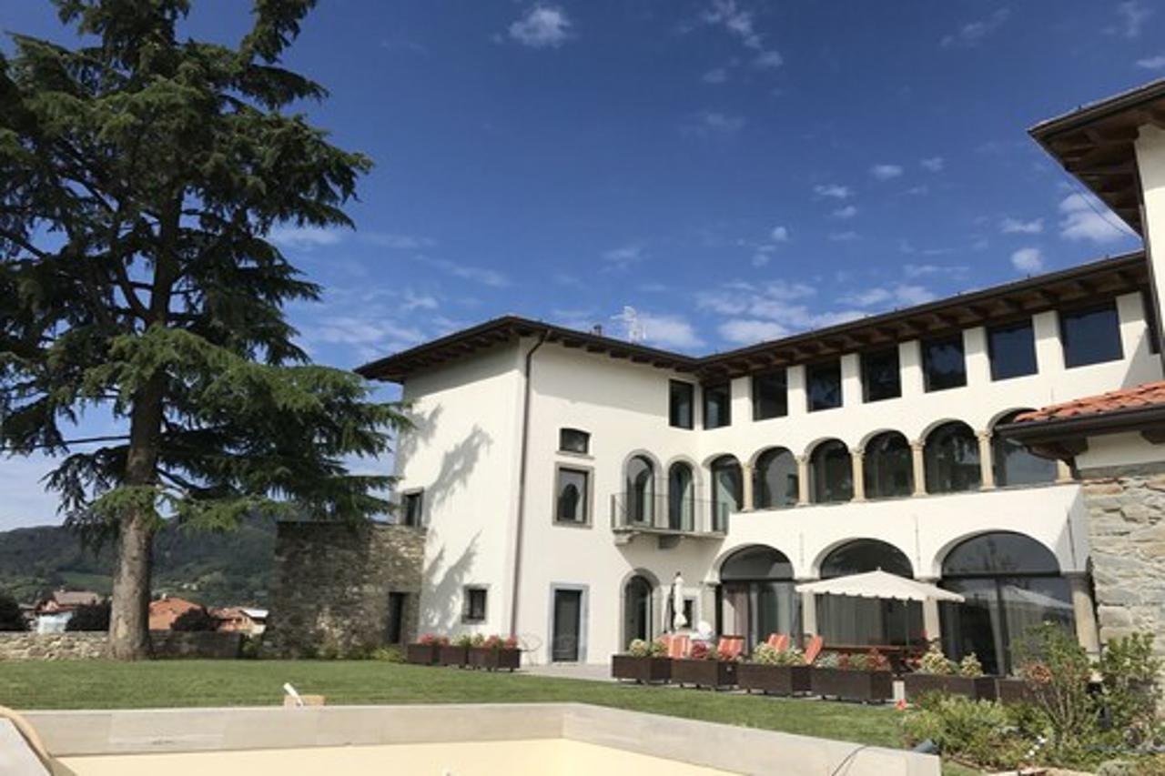Podere Castel Merlo Villongo SantʼAlessandro Esterno foto